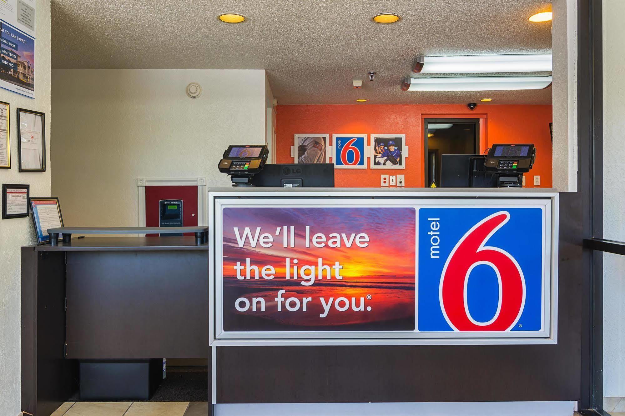 Motel 6-Tucker, Ga - Atlanta Northeast Zewnętrze zdjęcie